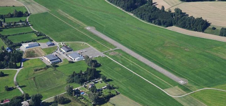 EDTU Saulgau - Flugplatzdaten für Privatpiloten ein Ausflugziel von vielen im Trend liegenden Ausflugszielen und Ausflugsideen, von jeden Flugplatz gibt es Ausflugziele zu entdecken