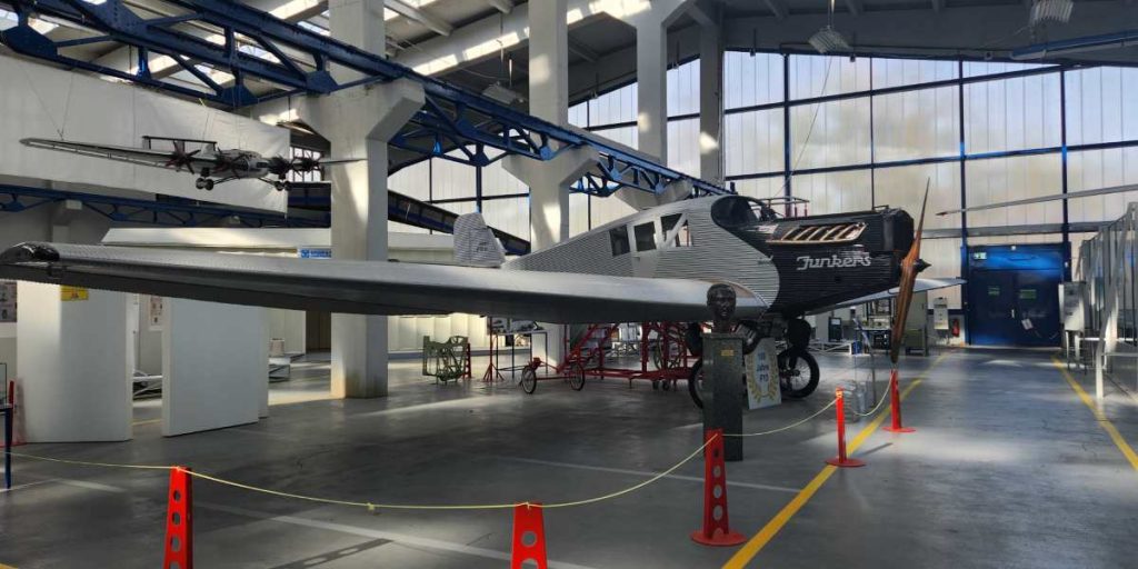 Reisebericht Dessau EDAD - mit dem Flugzeug zum Mond