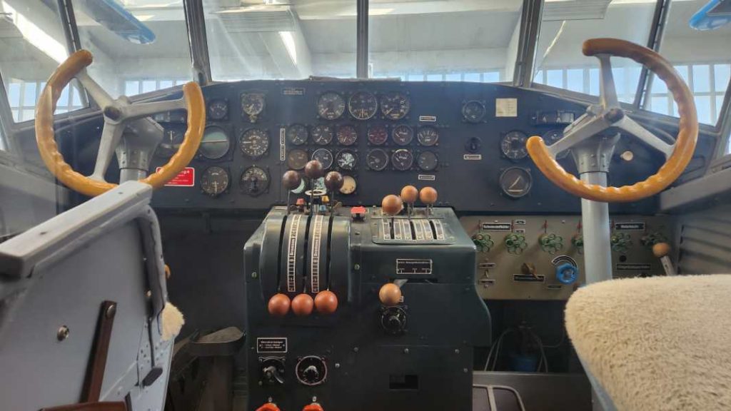 Reisebericht Dessau EDAD - mit dem Flugzeug zum Mond