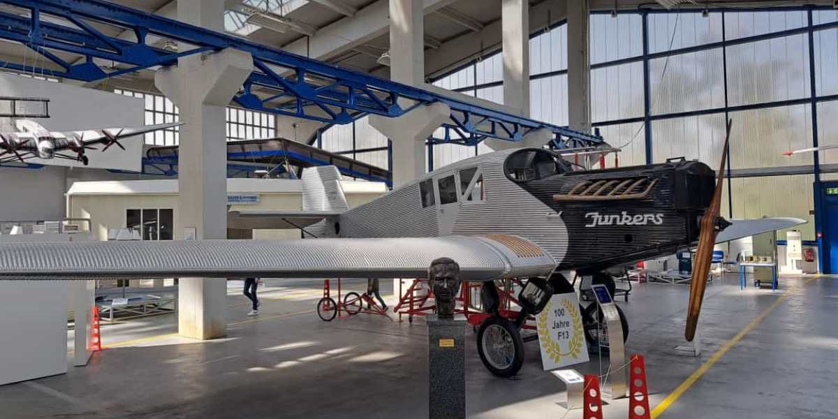 Technikmuseum Hugo Junkers von EDAD Dessau für Privatpiloten ein Ausflugziel von vielen im Trend liegenden Ausflugszielen und Ausflugsideen, von jeden Flugplatz gibt es Ausflugziele zu entdecken