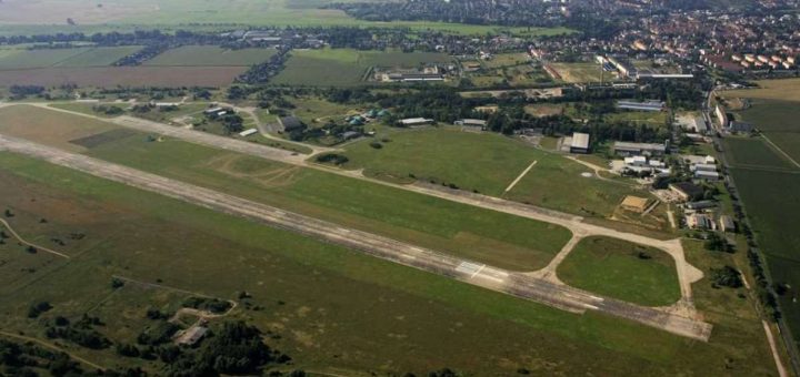 Großenhain EDAK - Flugplatzdaten für Privatpiloten ein Ausflugziel von vielen im Trend liegenden Ausflugszielen und Ausflugsideen, von jeden Flugplatz gibt es Ausflugziele zu entdecken