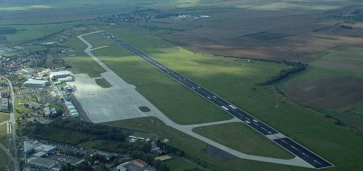 Flugplatz Erfurt EDDE für Privatpiloten ein Ausflugziel von vielen im Trend liegenden Ausflugszielen und Ausflugsideen, von jeden Flugplatz gibt es Ausflugziele zu entdecken