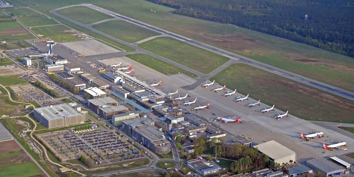 Flughafen Nürnberg EDDN - für Privatpiloten ein Ausflugziel von vielen im Trend liegenden Ausflugszielen und Ausflugsideen, von jeden Flugplatz gibt es Ausflugziele zu entdecken