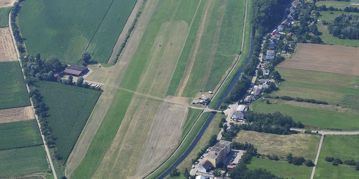 Hockenheim EDFX - Flugplatzdaten für Privatpiloten ein Ausflugziel von vielen im Trend liegenden Ausflugszielen und Ausflugsideen, von jeden Flugplatz gibt es Ausflugziele zu entdecken