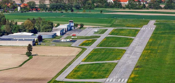 Landshut EDML - Flugplatzdaten für Privatpiloten ein Ausflugziel von vielen im Trend liegenden Ausflugszielen und Ausflugsideen, von jeden Flugplatz gibt es Ausflugziele zu entdecken