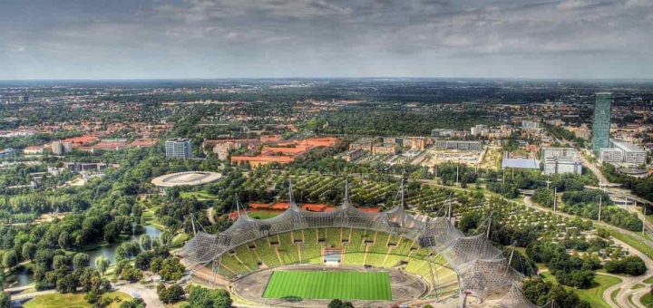 Olympiastadion München von Oberpfaffenhofen EDMO für Privatpiloten ein Ausflugziel von vielen im Trend liegenden Ausflugszielen und Ausflugsideen, von jeden Flugplatz gibt es Ausflugziele zu entdecken