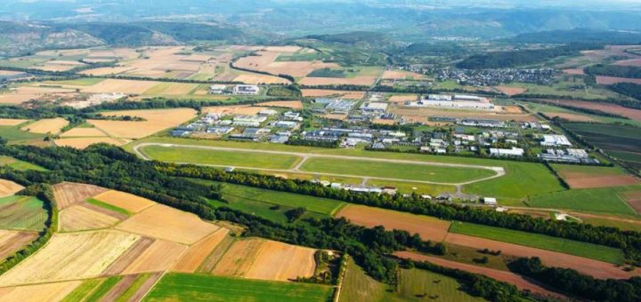 Trier-Föhren EDRT - Flugplatzdaten für Privatpiloten ein Ausflugziel von vielen im Trend liegenden Ausflugszielen und Ausflugsideen, von jeden Flugplatz gibt es Ausflugziele zu entdecken