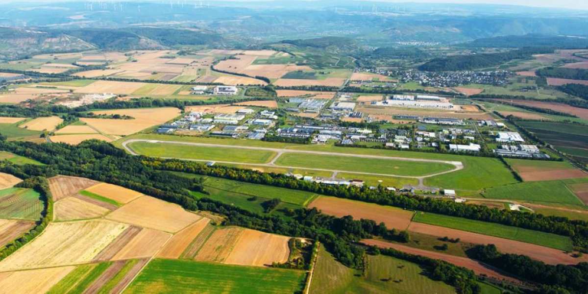 Trier-Föhren EDRT - Flugplatzdaten für Privatpiloten ein Ausflugziel von vielen im Trend liegenden Ausflugszielen und Ausflugsideen, von jeden Flugplatz gibt es Ausflugziele zu entdecken