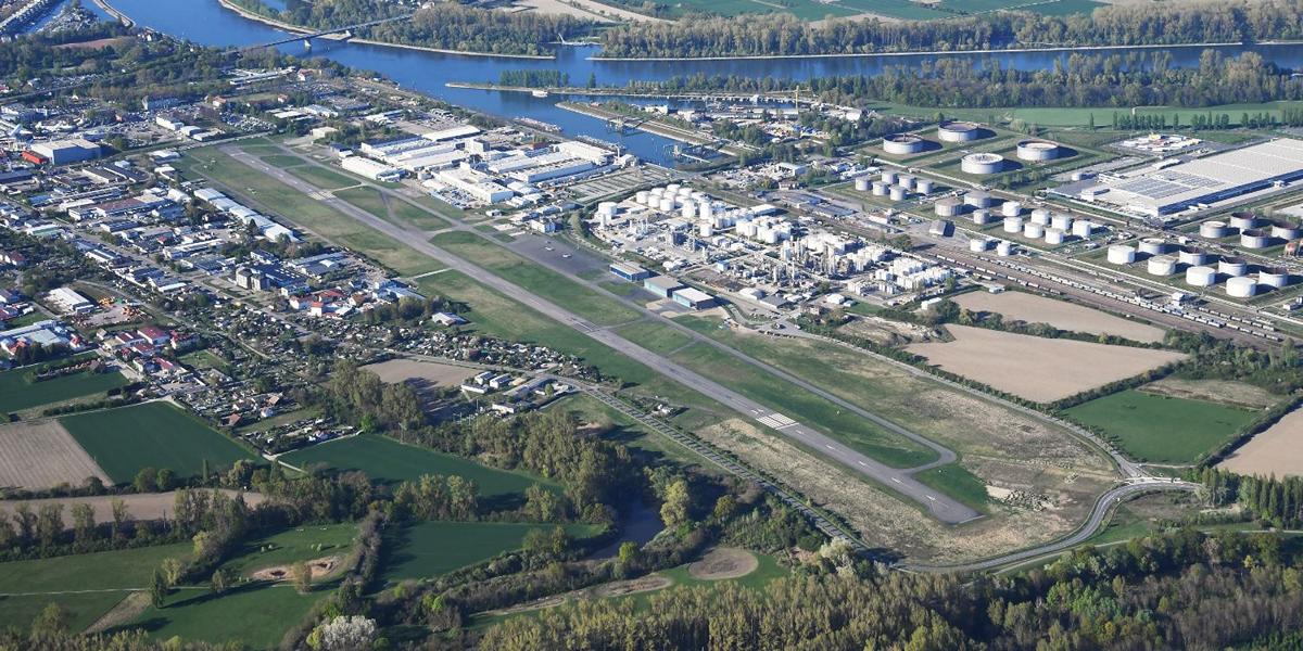 Speyer EDRY - Flugplatzdaten für Privatpiloten ein Ausflugziel von vielen im Trend liegenden Ausflugszielen und Ausflugsideen, von jeden Flugplatz gibt es Ausflugziele zu entdecken