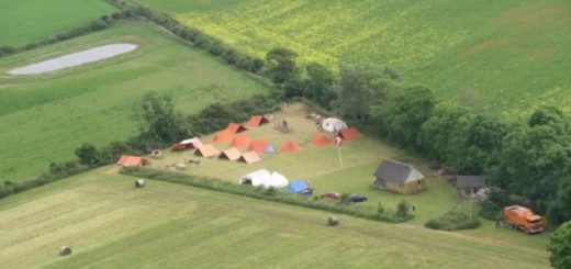 Zelten auf der Insel von EKEL Endelave für Privatpiloten ein Ausflugziel von vielen im Trend liegenden Ausflugszielen und Ausflugsideen, von jeden Flugplatz gibt es Ausflugziele zu entdecken