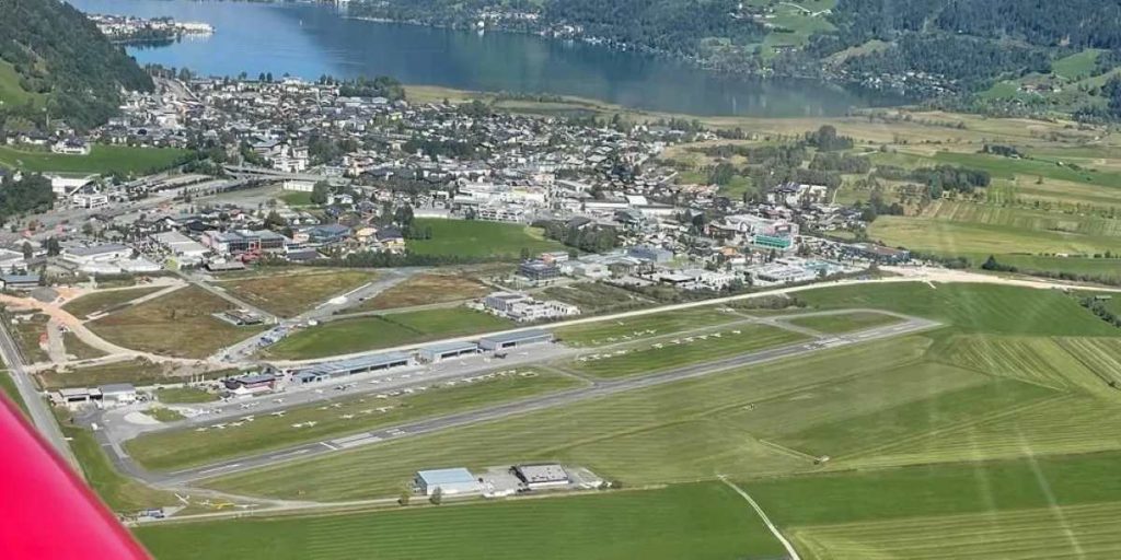 Zell am See LOWZ - Flugplatzdaten für Privatpiloten ein Ausflugziel von vielen im Trend liegenden Ausflugszielen und Ausflugsideen, von jeden Flugplatz gibt es Ausflugziele zu entdecken