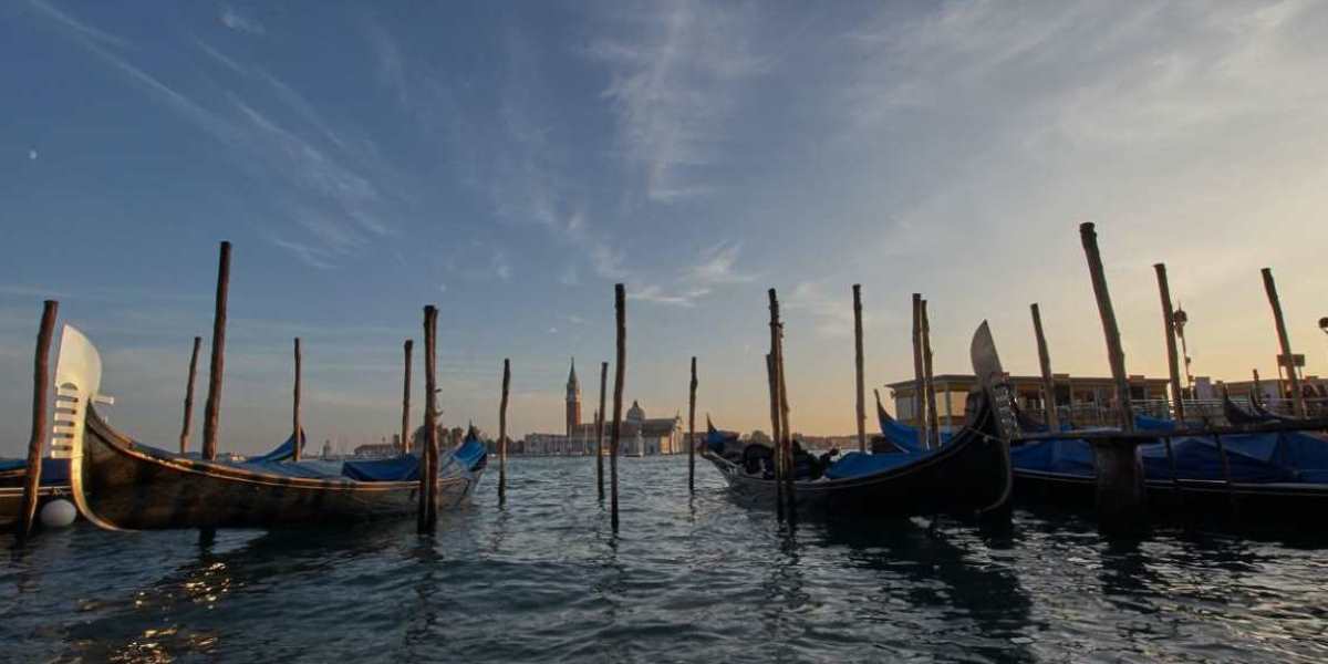 Lagune von Venedig von Venezia Lido LIPV für Privatpiloten ein Ausflugziel von vielen im Trend liegenden Ausflugszielen und Ausflugsideen, von jeden Flugplatz gibt es Ausflugziele zu entdecken