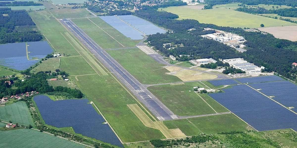 Rothenburg-Görlitz EDBR - Flugplatzdaten für Privatpiloten ein Ausflugziel von vielen im Trend liegenden Ausflugszielen und Ausflugsideen, von jeden Flugplatz gibt es Ausflugziele zu entdecken