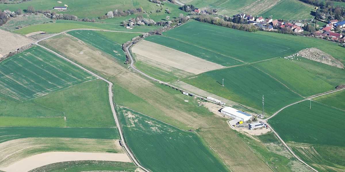 Imsweiler EDRQ - Flugplatzdaten für Privatpiloten ein Ausflugziel von vielen im Trend liegenden Ausflugszielen und Ausflugsideen, von jeden Flugplatz gibt es Ausflugziele zu entdecken
