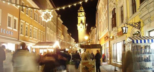 Weihnachtsmarkt von Bautzen EDAB für Privatpiloten ein Ausflugziel von vielen im Trend liegenden Ausflugszielen und Ausflugsideen, von jeden Flugplatz gibt es Ausflugziele zu entdecken