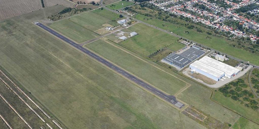 Dessau EDAD - Flugplatzdaten für Privatpiloten ein Ausflugziel von vielen im Trend liegenden Ausflugszielen und Ausflugsideen, von jeden Flugplatz gibt es Ausflugziele zu entdecken