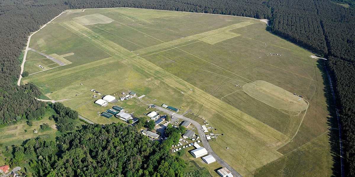 Neustadt-Glewe EDAN - Flugplatzdaten für Privatpiloten ein Ausflugziel von vielen im Trend liegenden Ausflugszielen und Ausflugsideen, von jeden Flugplatz gibt es Ausflugziele zu entdecken