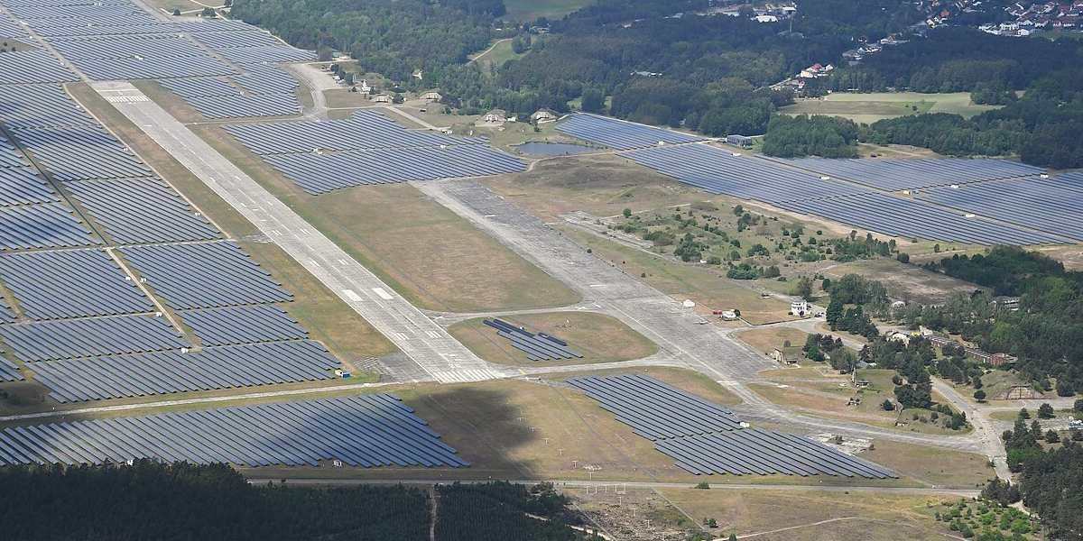 Eberswalde-Finow EDAV - Flugplatzdaten für Privatpiloten ein Ausflugziel von vielen im Trend liegenden Ausflugszielen und Ausflugsideen, von jeden Flugplatz gibt es Ausflugziele zu entdecken