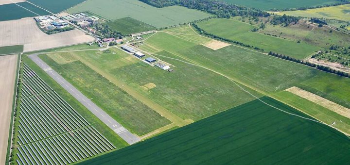 Ballenstedt EDCB - Flugplatzdaten für Privatpiloten ein Ausflugziel von vielen im Trend liegenden Ausflugszielen und Ausflugsideen, von jeden Flugplatz gibt es Ausflugziele zu entdecken