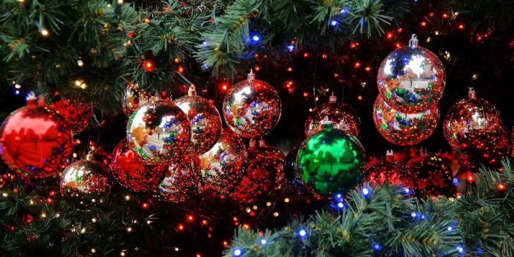 Weihnachtsmarkt von Aschaffenburg EDFC für Privatpiloten ein Ausflugziel von vielen im Trend liegenden Ausflugszielen und Ausflugsideen, von jeden Flugplatz gibt es Ausflugziele zu entdecken