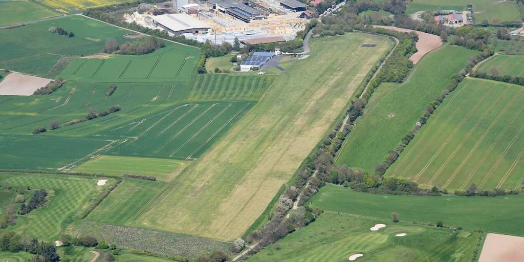 Marburg-Schoenstadt EDFN - Flugplatzdaten für Privatpiloten ein Ausflugziel von vielen im Trend liegenden Ausflugszielen und Ausflugsideen, von jeden Flugplatz gibt es Ausflugziele zu entdecken