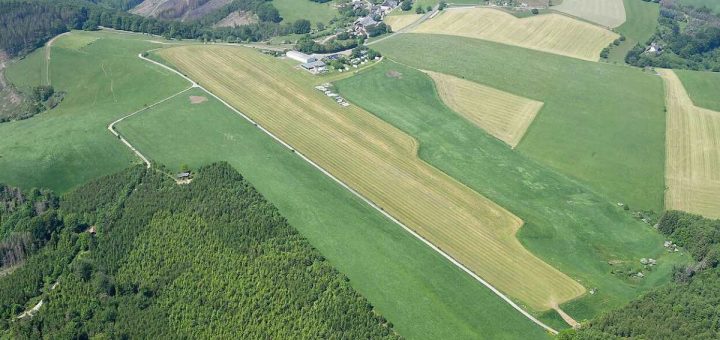 Altena-Hegenscheid EDKD - Flugplatzdaten für Privatpiloten ein Ausflugziel von vielen im Trend liegenden Ausflugszielen und Ausflugsideen, von jeden Flugplatz gibt es Ausflugziele zu entdecken