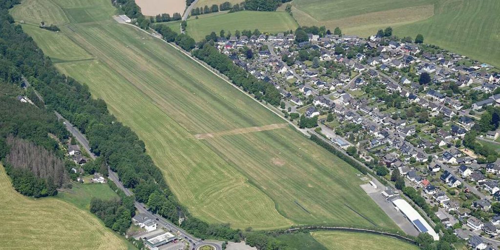 Wipperfuerth-Neye EDKN - Flugplatzdaten für Privatpiloten ein Ausflugziel von vielen im Trend liegenden Ausflugszielen und Ausflugsideen, von jeden Flugplatz gibt es Ausflugziele zu entdecken
