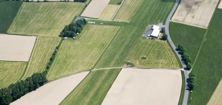 Werdohl-Kuentrop EDKW - Flugplatzdaten für Privatpiloten ein Ausflugziel von vielen im Trend liegenden Ausflugszielen und Ausflugsideen, von jeden Flugplatz gibt es Ausflugziele zu entdecken
