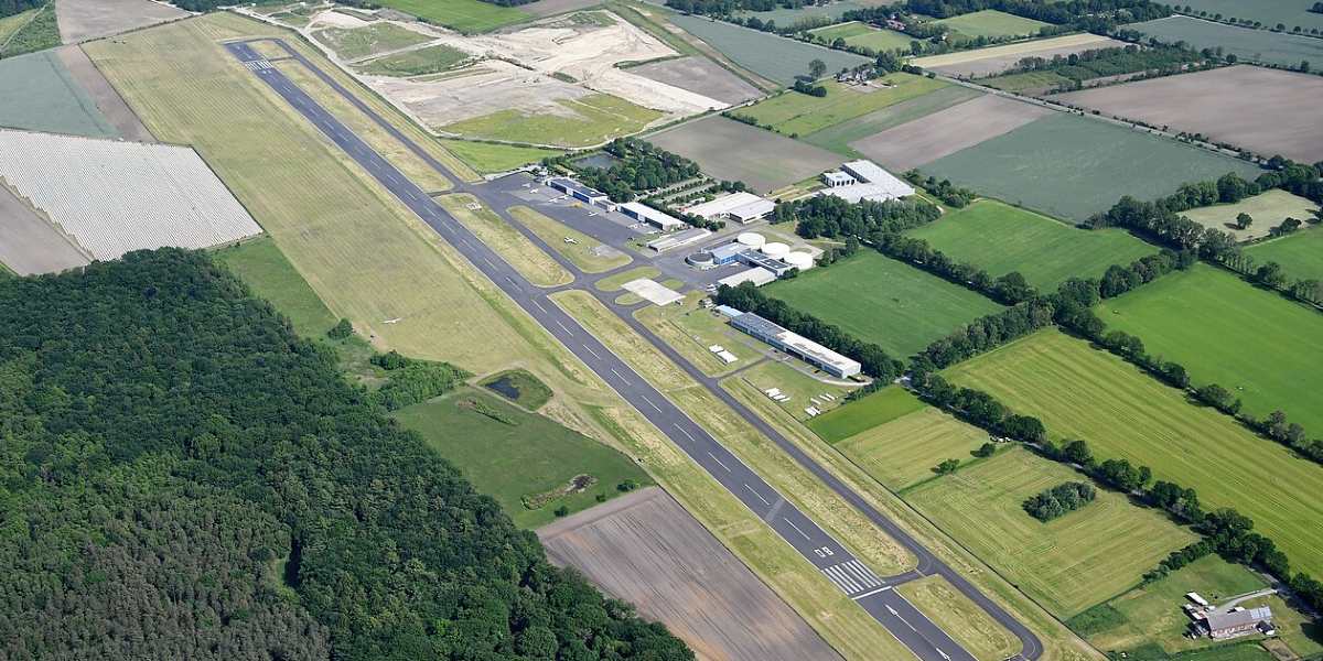 Dinslaken-SchwarzeHeide EDLD - Flugplatzdaten für Privatpiloten ein Ausflugziel von vielen im Trend liegenden Ausflugszielen und Ausflugsideen, von jeden Flugplatz gibt es Ausflugziele zu entdecken