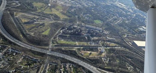 Landschaftspark Duisburg-Nord von EDLE für Privatpiloten ein Ausflugziel von vielen im Trend liegenden Ausflugszielen und Ausflugsideen, von jeden Flugplatz gibt es Ausflugziele zu entdecken