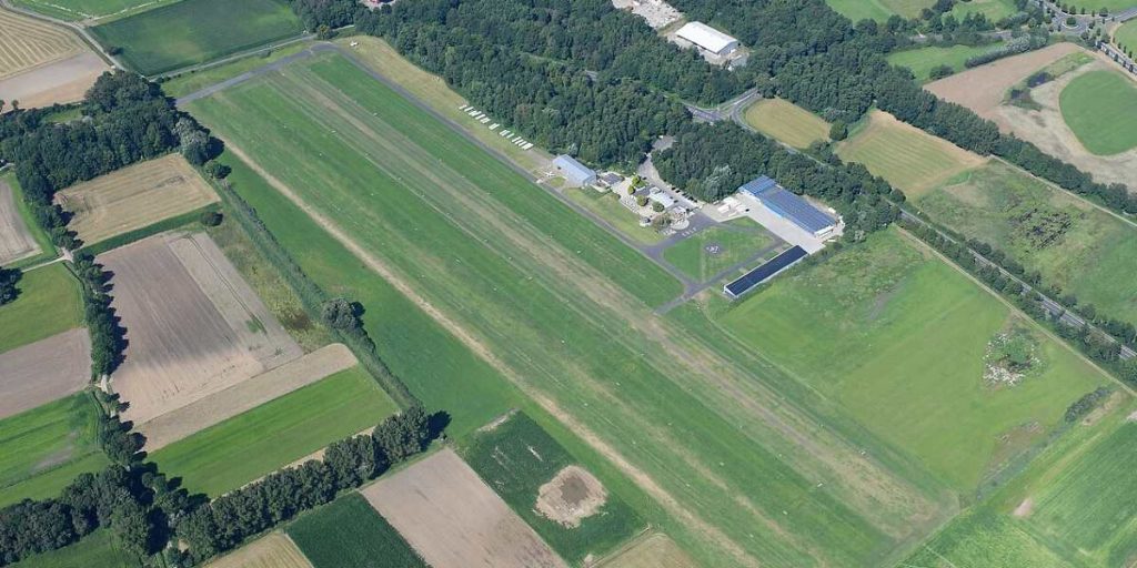 Grefrath Niershorst EDLF - Flugplatzdaten für Privatpiloten ein Ausflugziel von vielen im Trend liegenden Ausflugszielen und Ausflugsideen, von jeden Flugplatz gibt es Ausflugziele zu entdecken