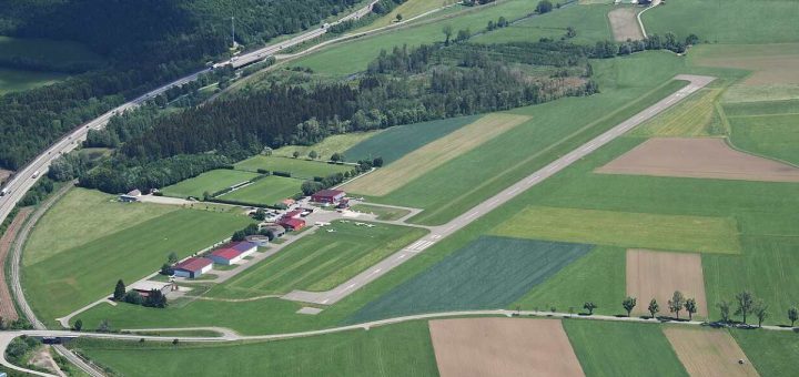 Leutkirch-Unterzeil EDNL - Flugplatzdaten für Privatpiloten ein Ausflugziel von vielen im Trend liegenden Ausflugszielen und Ausflugsideen, von jeden Flugplatz gibt es Ausflugziele zu entdecken
