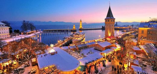 Hafenweihnachten Lindau von EDNY Friedrichshafen für Privatpiloten ein Ausflugziel von vielen im Trend liegenden Ausflugszielen und Ausflugsideen, von jeden Flugplatz gibt es Ausflugziele zu entdecken