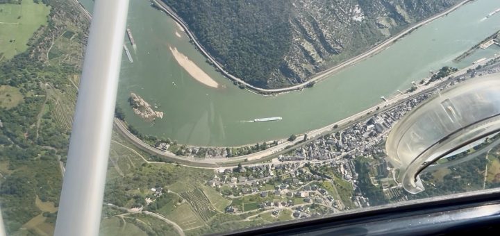 Loreley von EDRK Koblenz-Winningen für Privatpiloten ein Ausflugziel von vielen im Trend liegenden Ausflugszielen und Ausflugsideen, von jeden Flugplatz gibt es Ausflugziele zu entdecken
